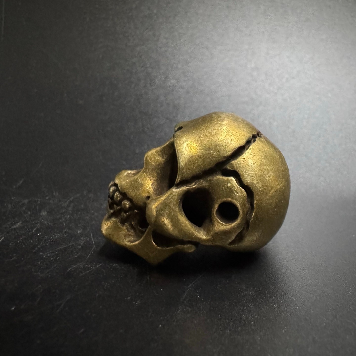 Vintage Solid Brass Cracked Skull Mini Statue Gothic Desktop Ornament Figurine