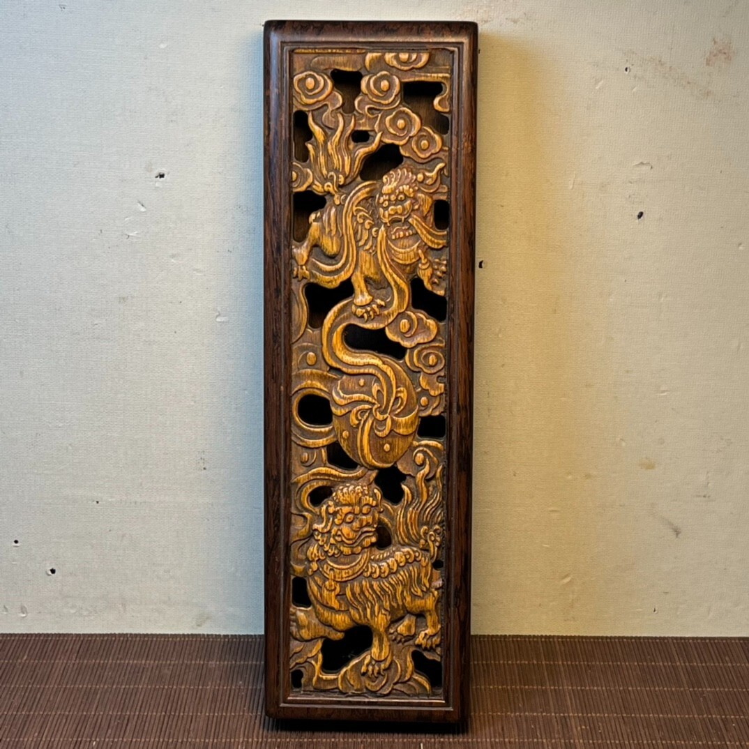 Exquisite inlay bamboo carved foo dog lion ebony natural Incense box pomander
