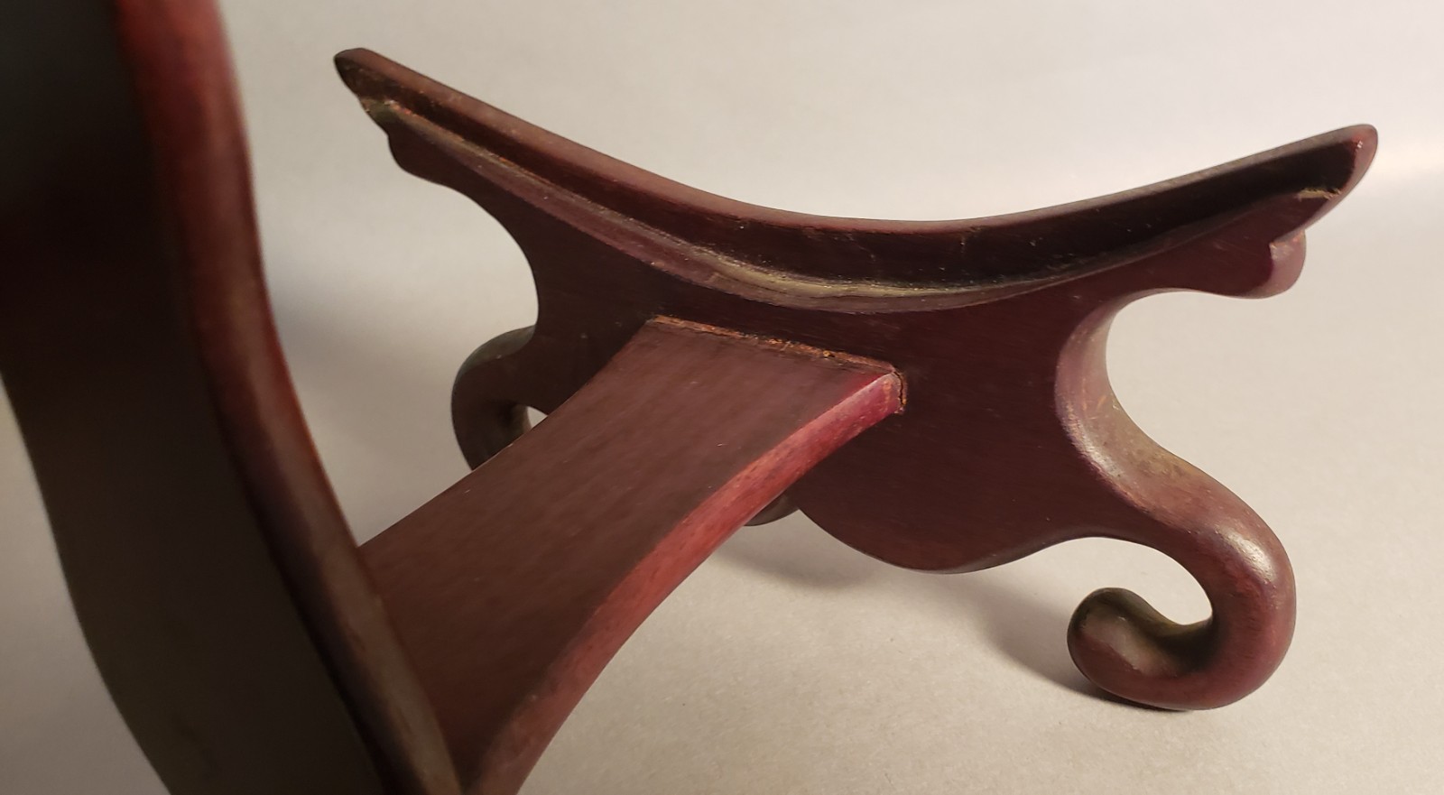 Vintage Carved Chinese Brown Wood Stand for Large Plate or Charger 10″ H