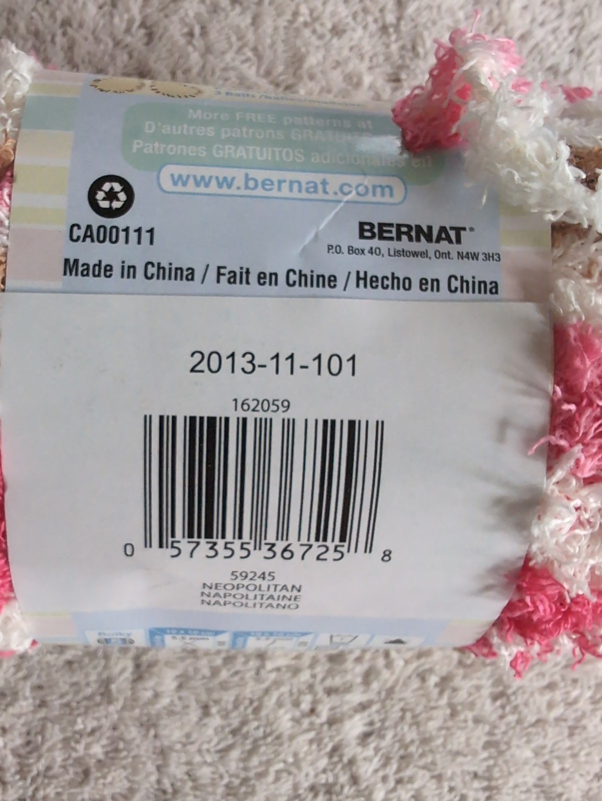 Bernat Pipsqueak Yarn. Neopolitn.