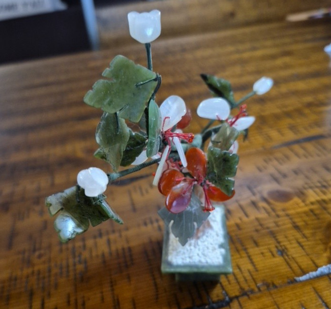 Jade Stone Bonsai Tree White Roses Carnelian Red Flowers Green Jade Leaves Base