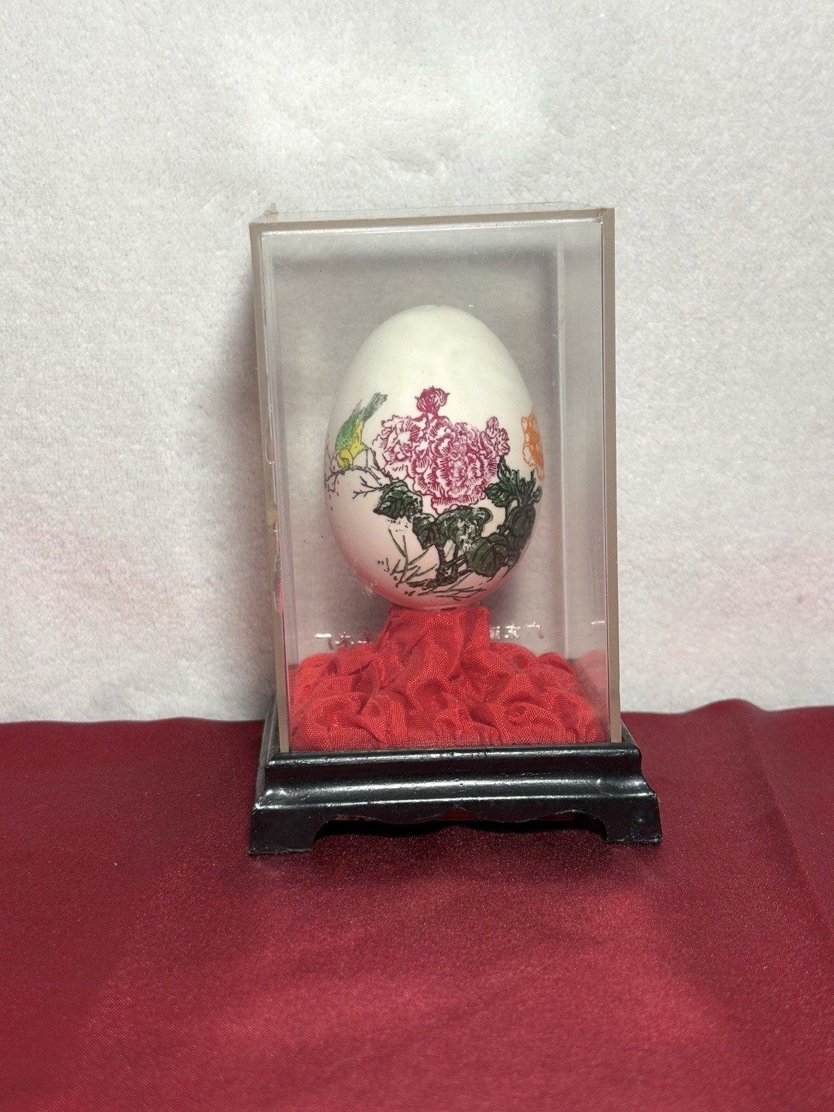 Vintage Chinese Hand Painted Egg Flowers Birds In Display Case 4.5” Tall
