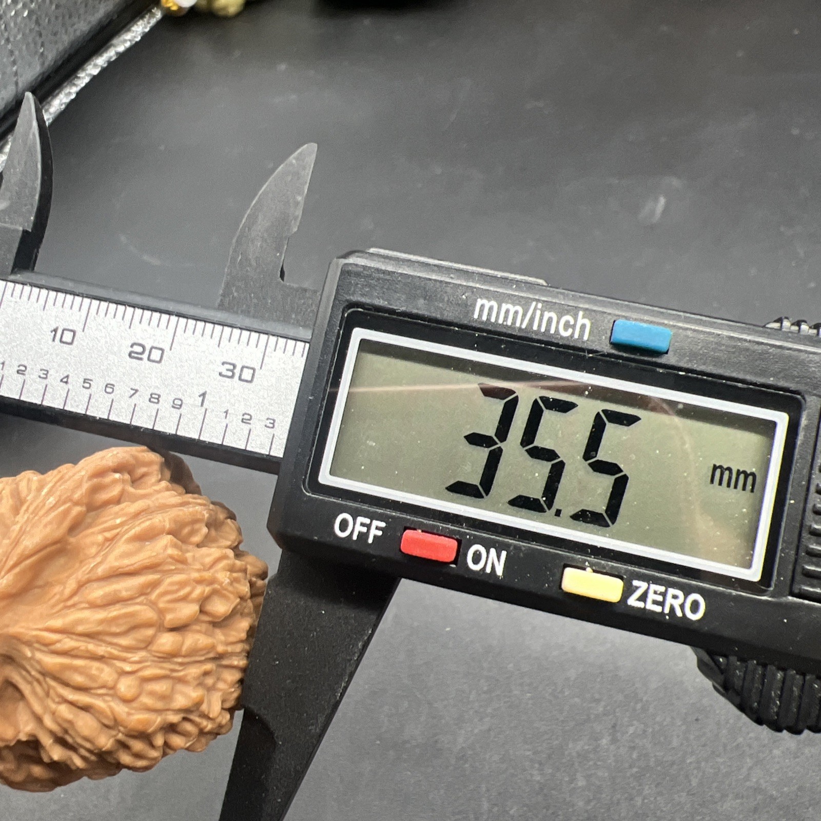 Pair of Match Chinese Health Walnut36×35.5×38mm 精配文玩核桃全品小众～小四喜
