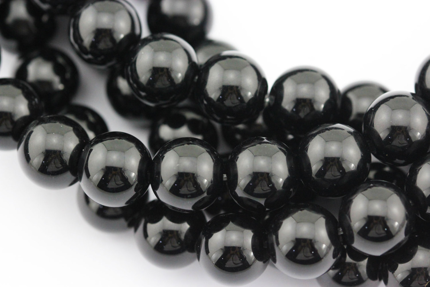 Black Onyx Smooth Round Beads 4mm 6mm 8mm 10mm 12mm 14-20mm 15.5″ Strand