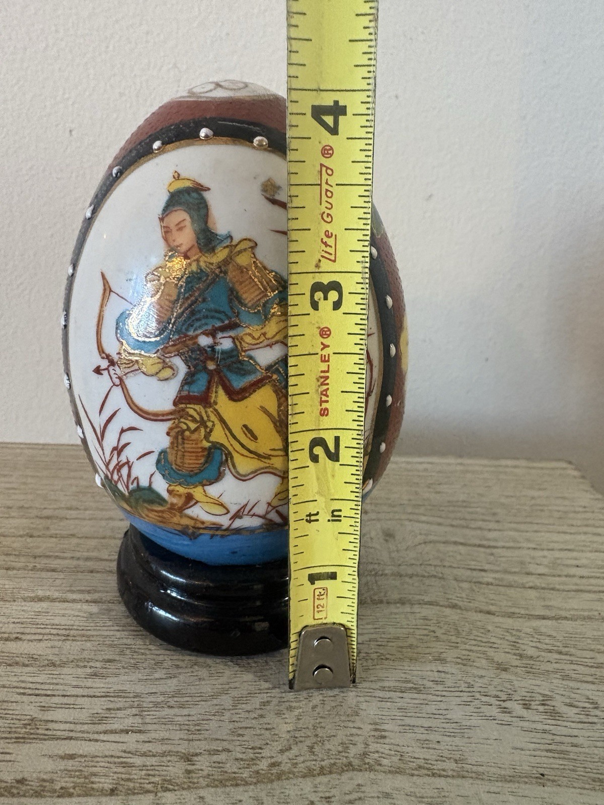 Vintage SATSUMA Samurai Or Female Ninja Asian Oriental Ceramic Egg On stand