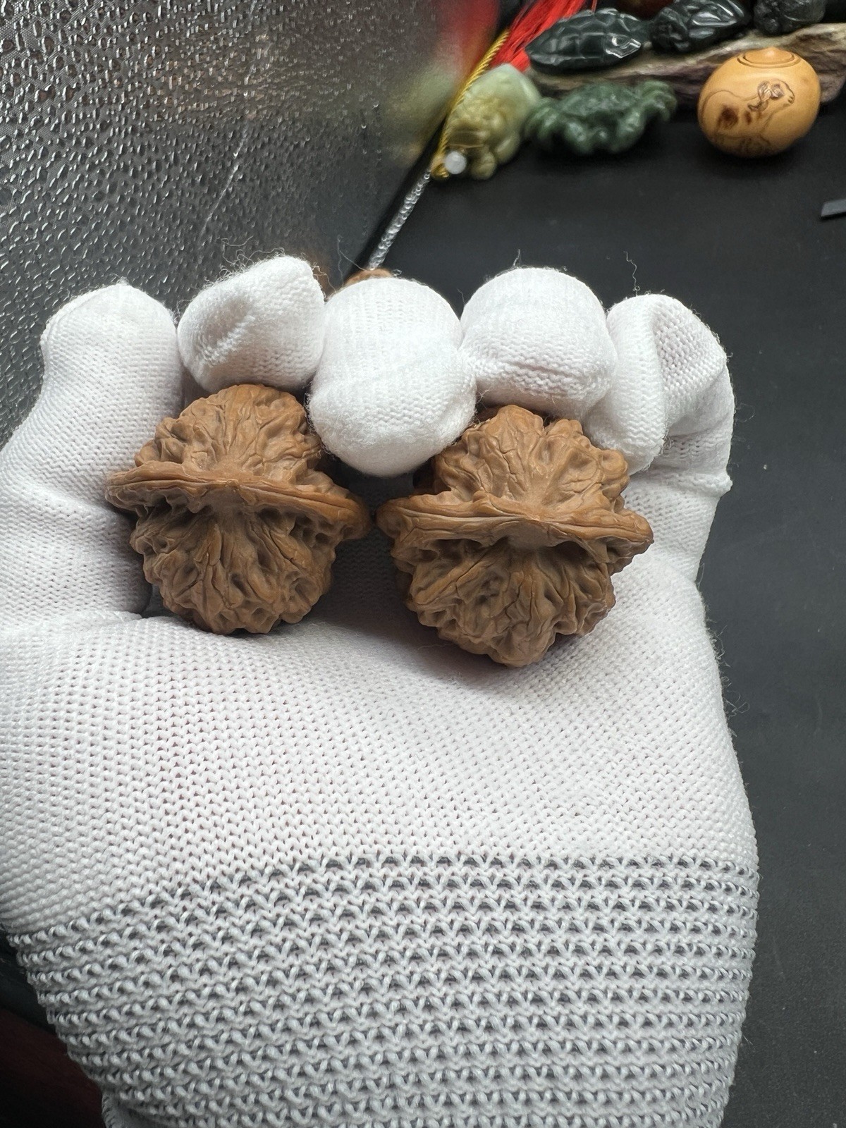 Pair of Match Chinese Health Walnut 36×35×40.5mm精配文玩核桃～野生果磐石～对子有点歪