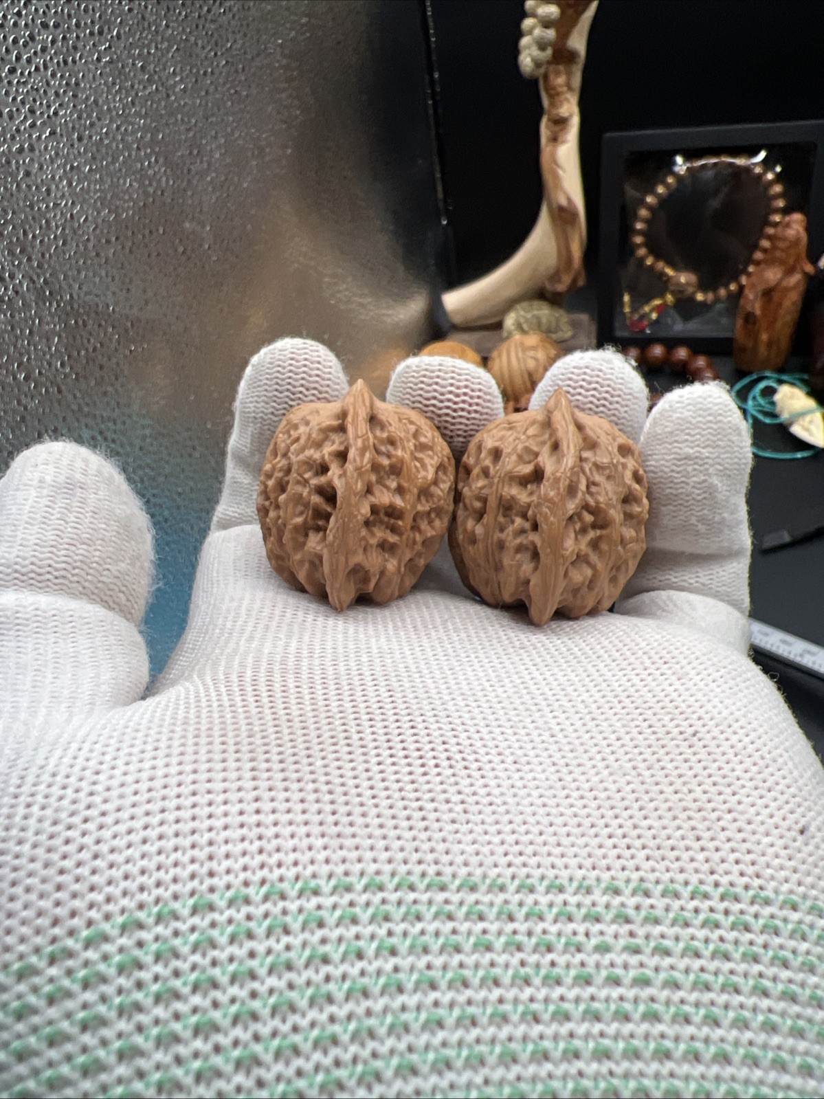 Pair of Match Chinese Health Walnut 37×31.5×36mm 精配文玩核桃～《崔凯》公子帽
