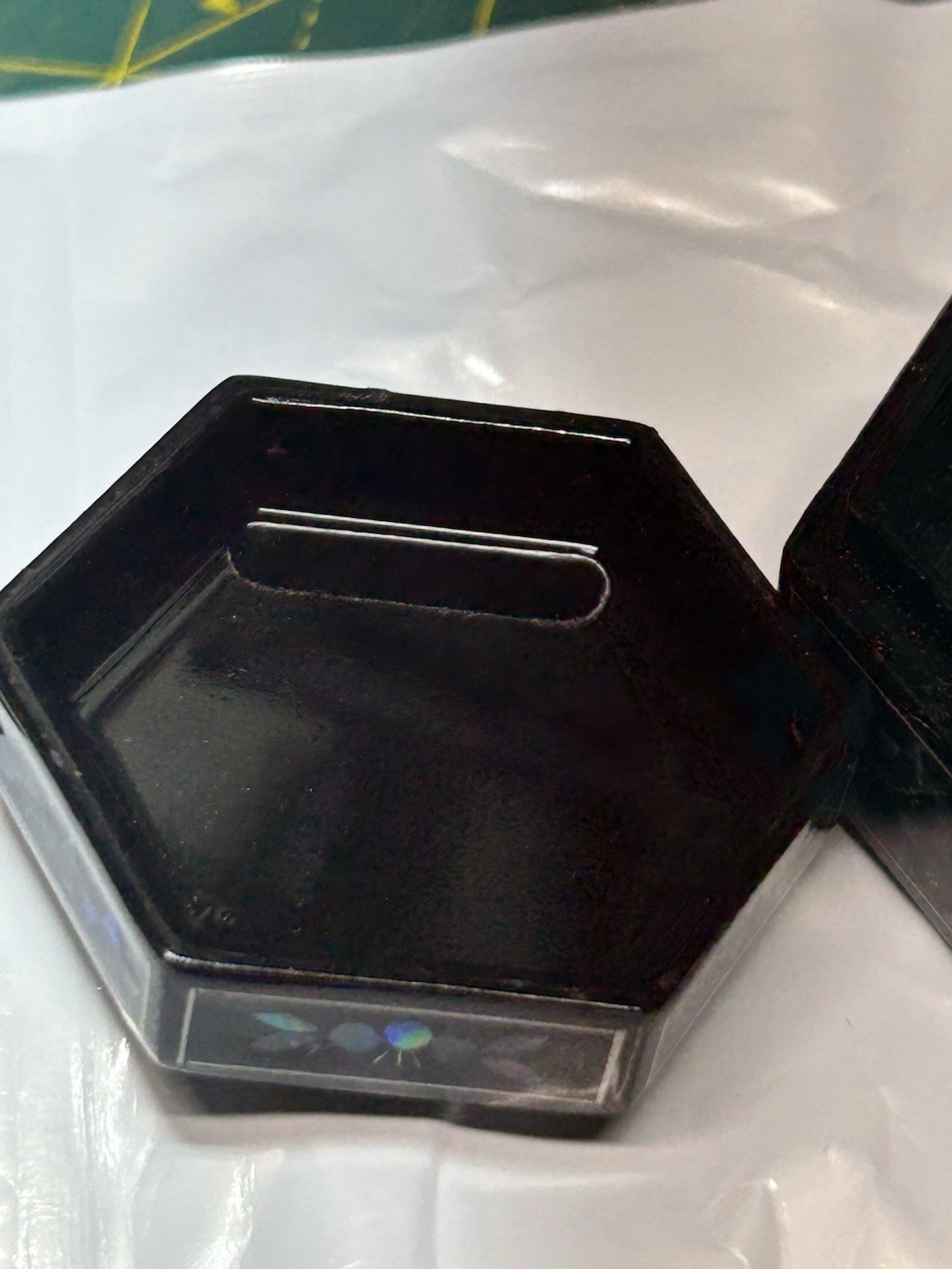 Vintage Hexagonal Mother of Pearl Inlay Lacquer Box Floral Geometric