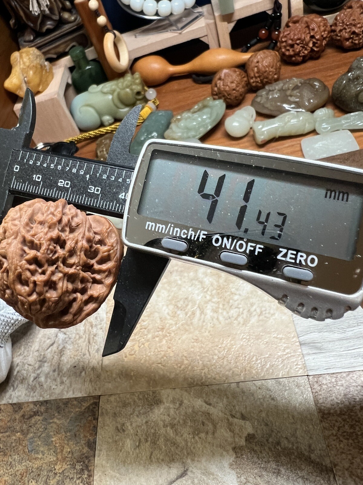 Pair of Match Chinese Health Walnut Collection41×40×36mm 精配文玩核桃～南疆石