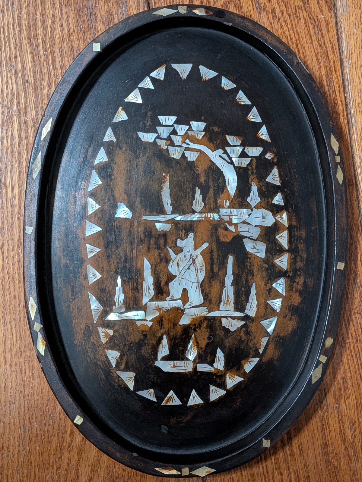 VINTAGE Estate Chinese Oval Wood Plaque Tray Mother of Pearl Inlay Figure 9.5″
