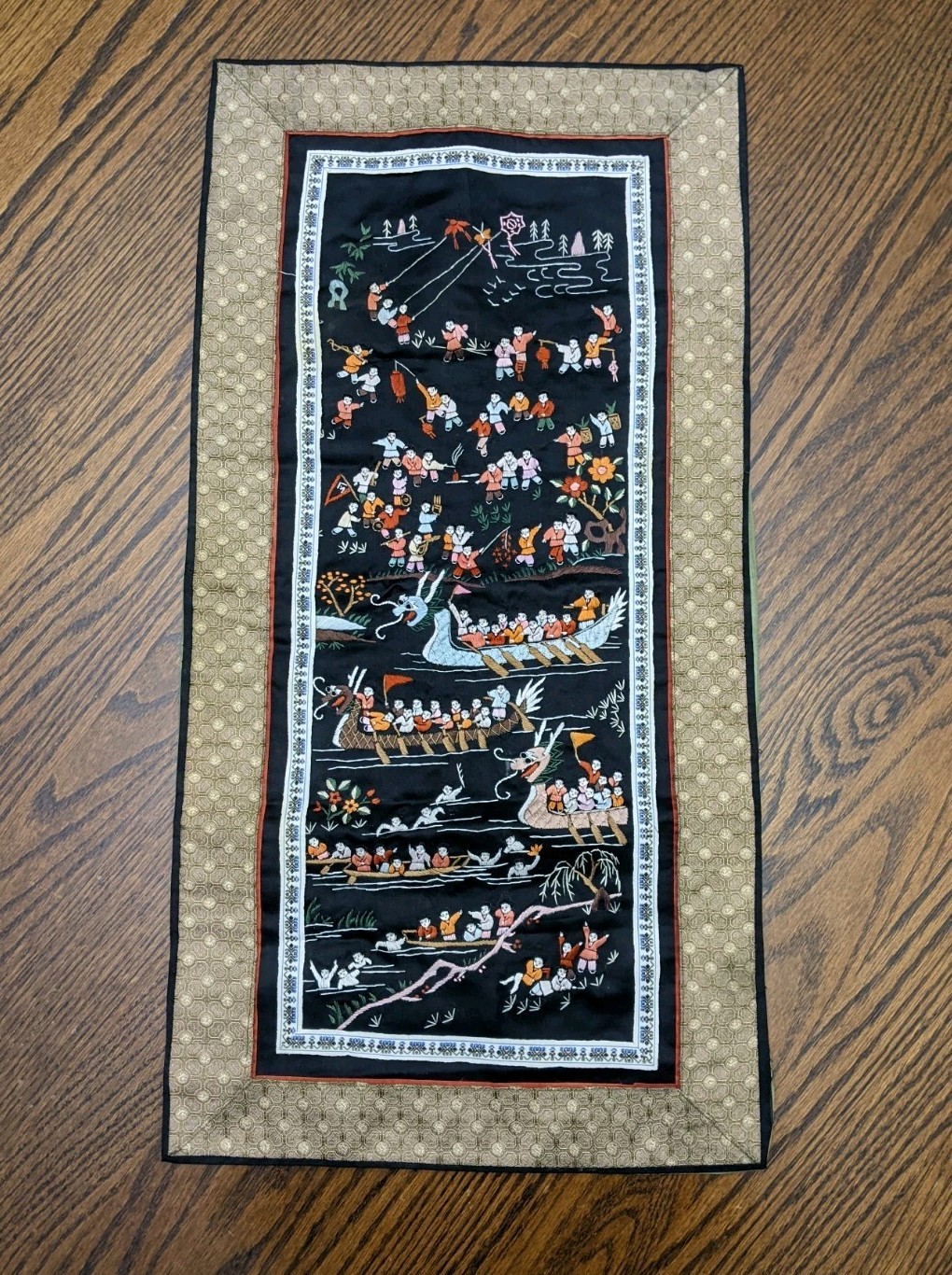 Vtg Silk Embroidered Tapestry “100 CHILDREN PLAYING” 26″ x 13″ Chinese Panel Ant