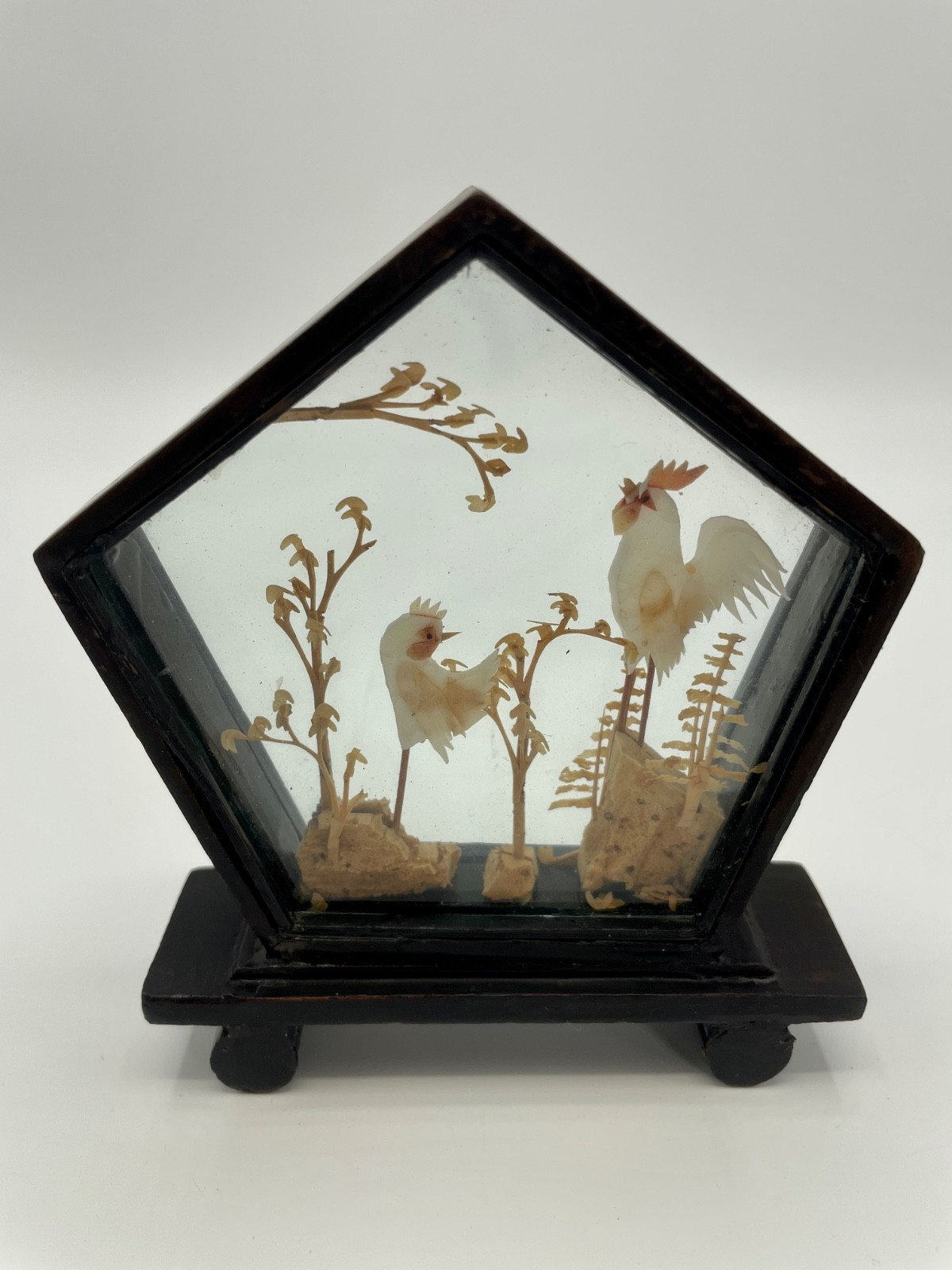 Vintage Chinese Diorama Cork Carving Hexagon Wooden Glass Case Roosters