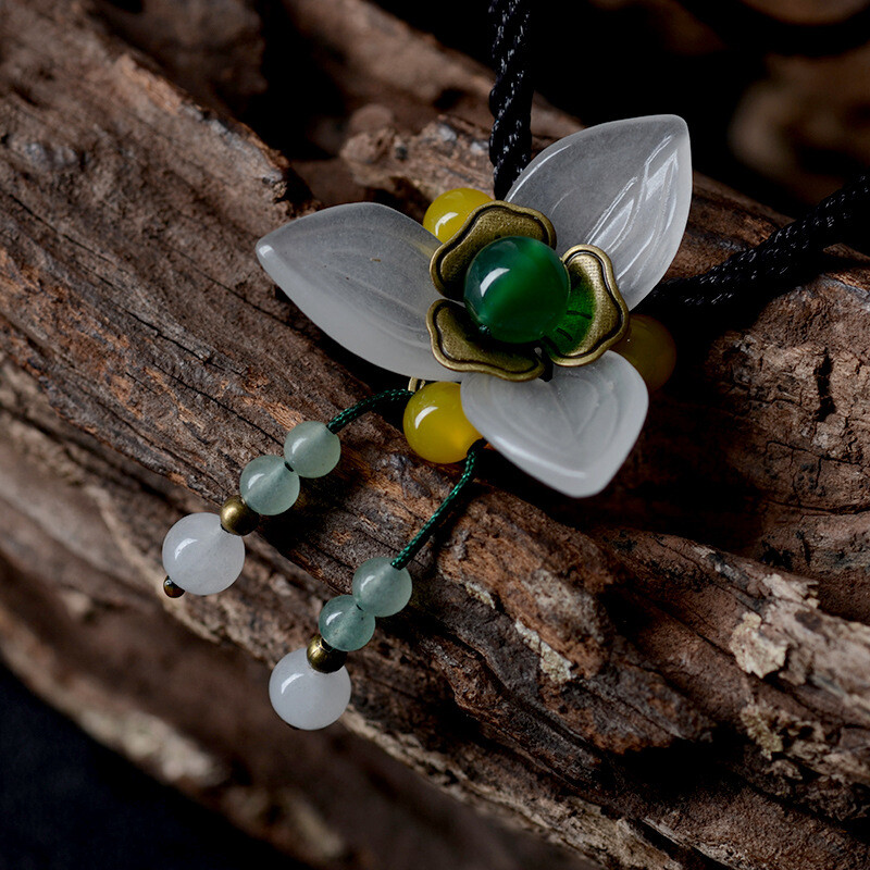 Chinese Coloured Glaze/Agate/Dongling Jade Tibetan Style Exquisite Vogue Pendant