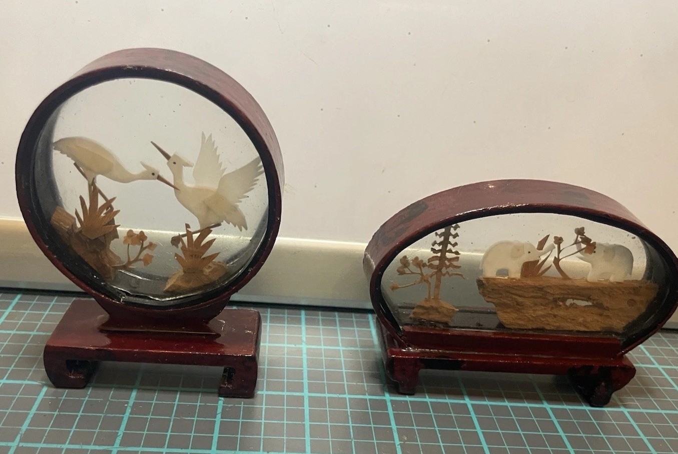 VINTAGE ASIAN Set CARVED CORK DIORAMA GLASS DISPLAY WOOD BOX Storks & Elephants