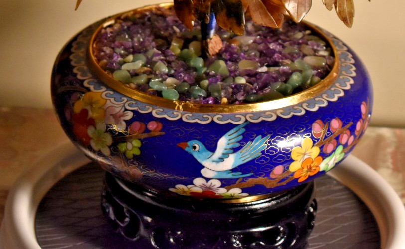 12″ VINTAGE BONSAI PEKING JADE TREE IN CLOISONNE BOWL W/EBONY HANDCARVED STAND