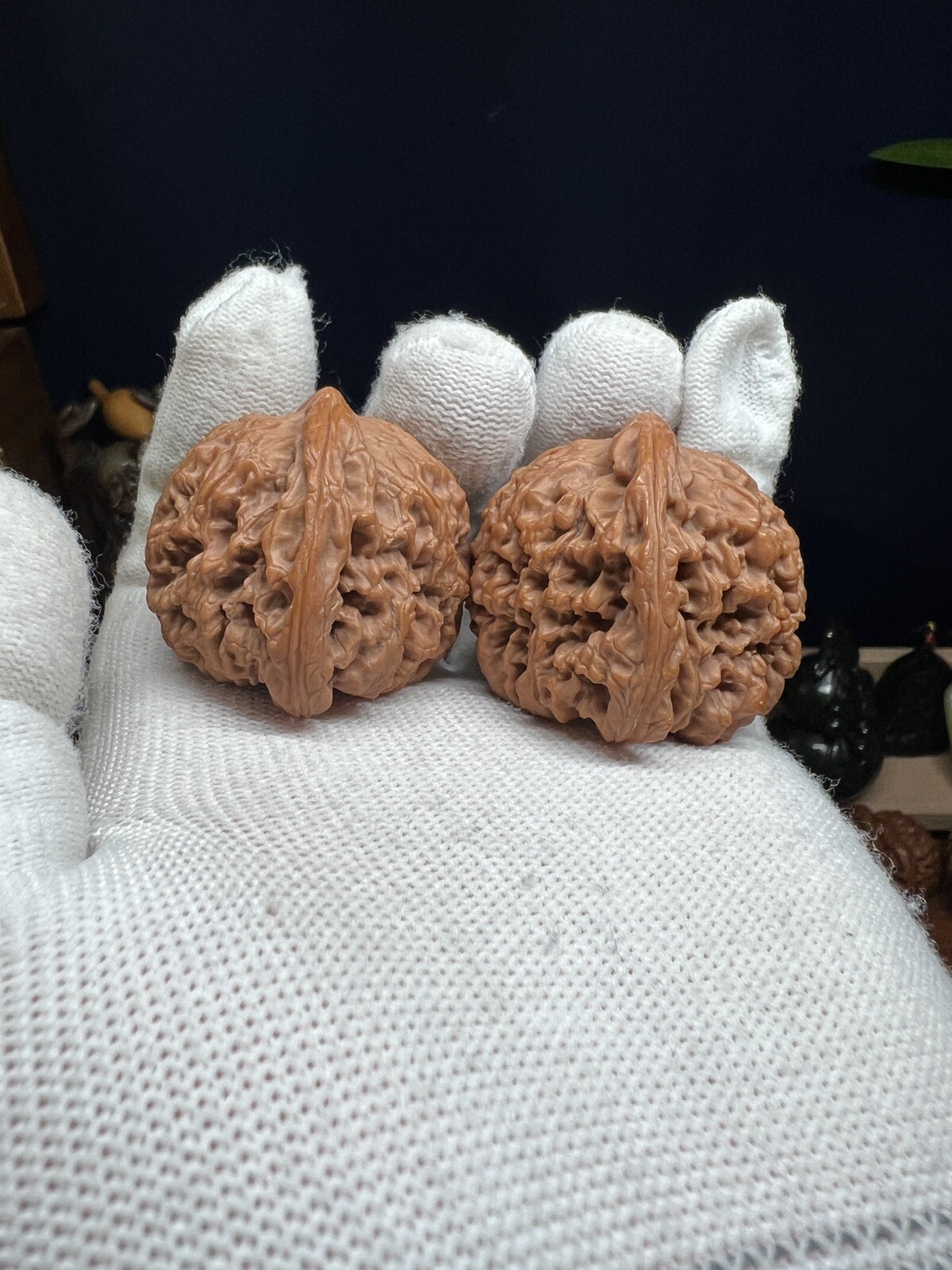 Pair of Match Chinese Health Walnut Collection41×40×36mm 精配文玩核桃～南疆石