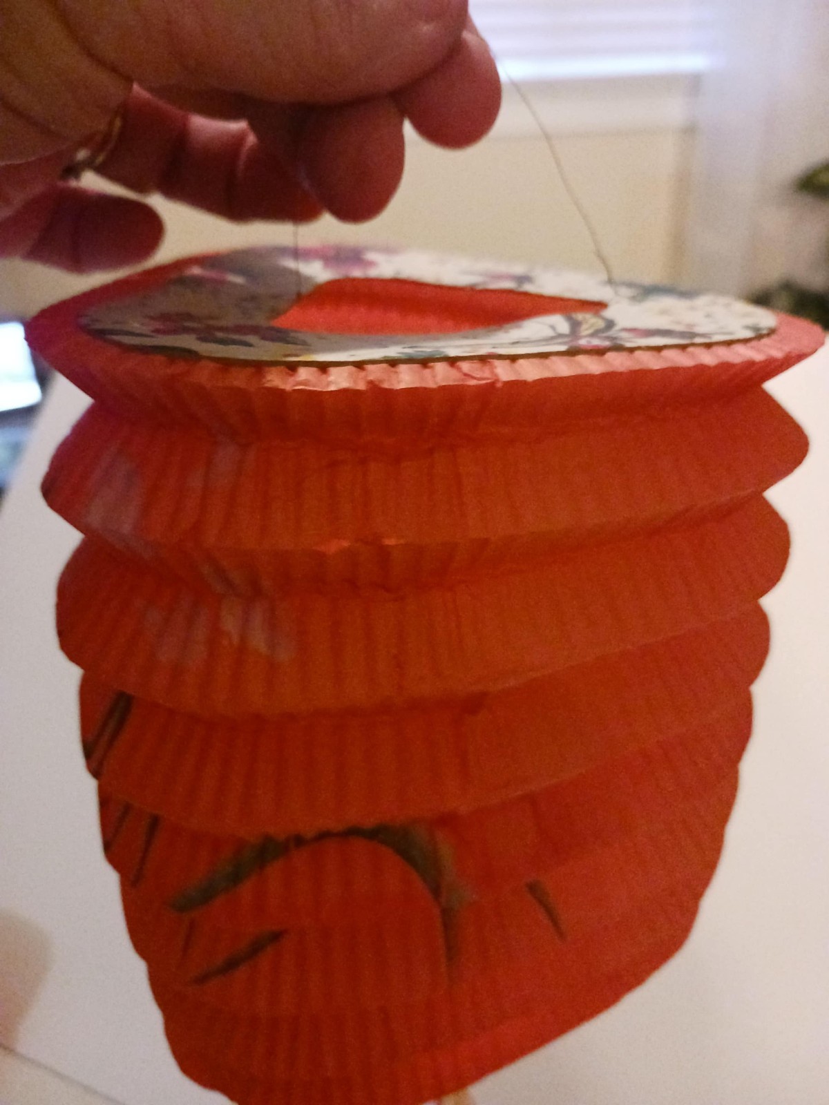 11 Vtg Chinese Accordian Paper Lanterns – Butterflies, Pointsettias, Flowers