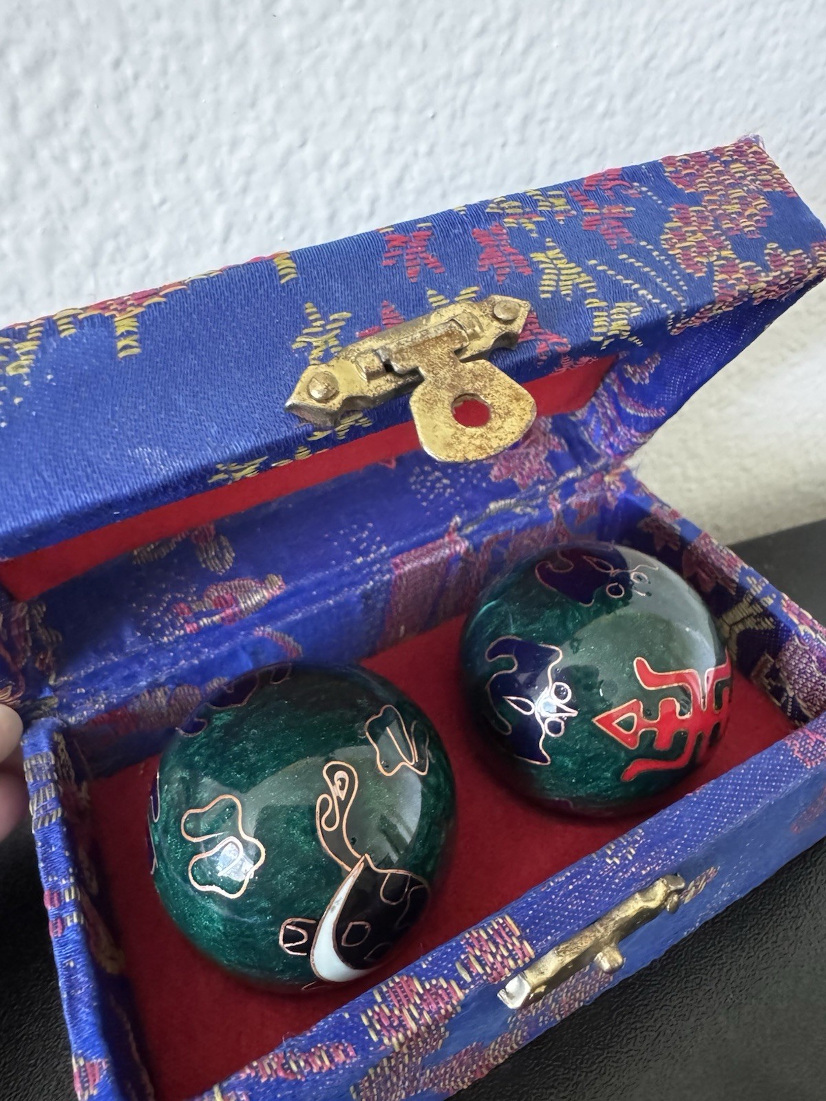 Vintage Chinese Baoding Health Balls Cloisonné Meditation Balls w/ Box