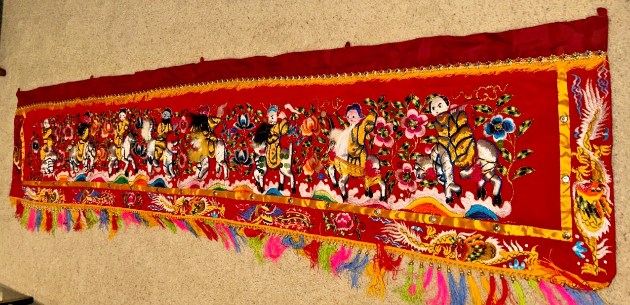 9′ LONG ASIAN WALL HANGING TAPESTRY chinese textile art BEARDS ON MEN rod Loops