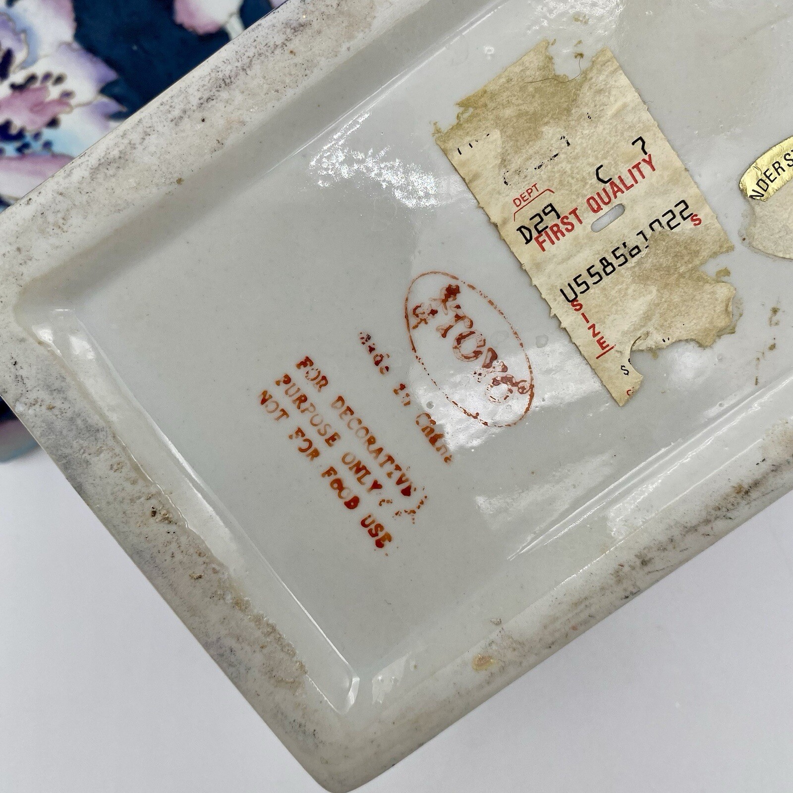 Vintage Ceramic Toyo HFP Macau Hand Painted Flowers Trinket Storage Box
