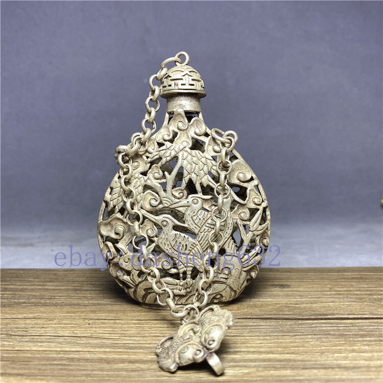 Collection Chinese Hollowed Flowers Bird Statue Sachet Pendant