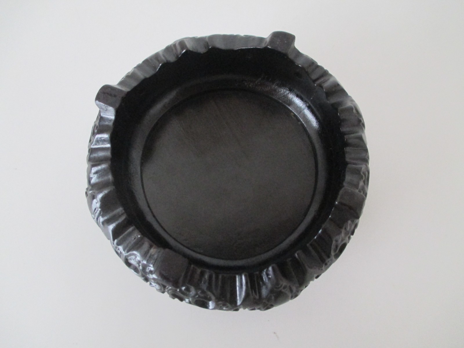 Chinese Footed Black Ornate 4″x2″ Round Resin Stand for 3.25″ Dia Base Vtg AZB