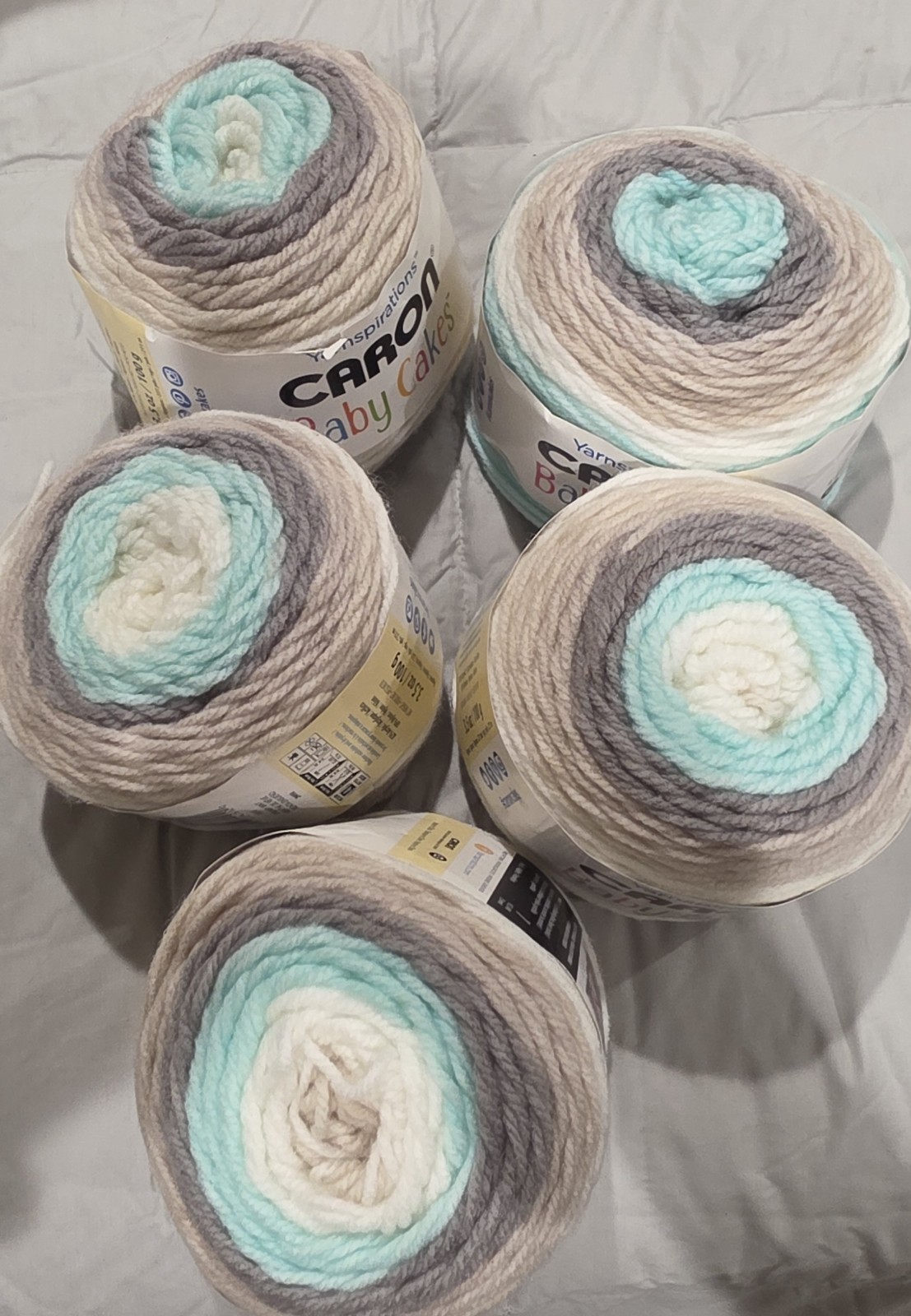 Yarnspirations Caron Baby Cakes Dreamy Mint Yarn Lot of 5 Medium 3.5 oz each