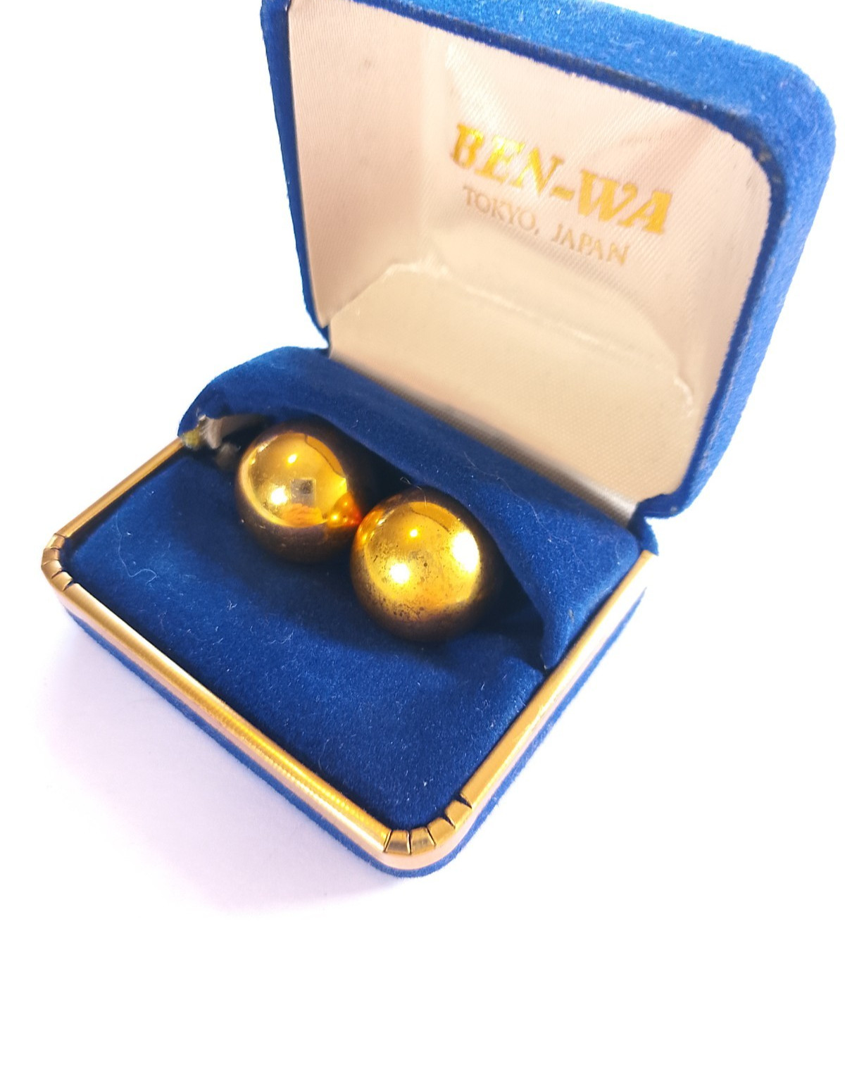 Benwa golden balls in blue casing Tokyo, Japan