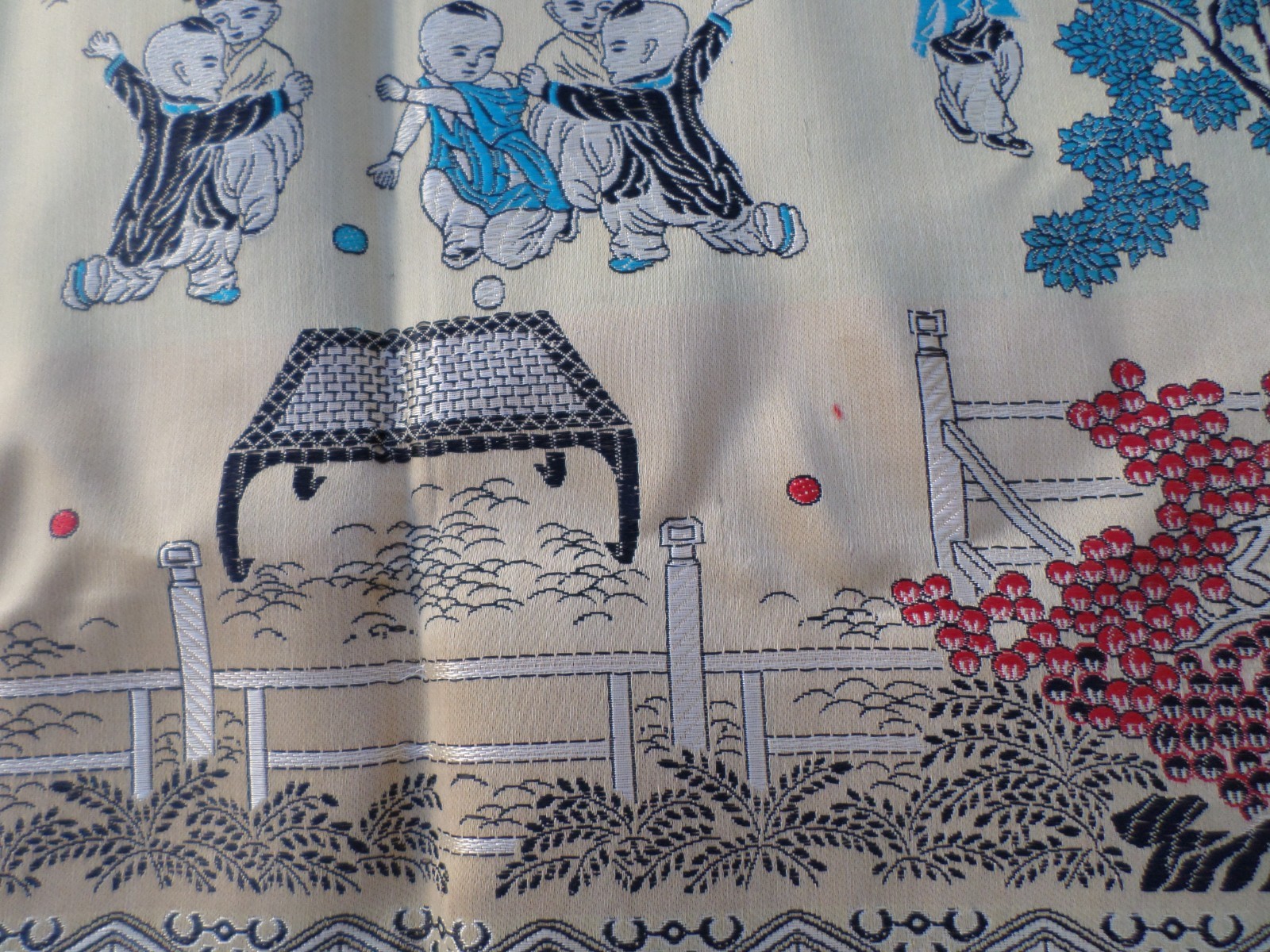 VTG CHINESE SILK BROCADE TABLECLOTH PIANO SCARF ASIAN VILLAGE CELEBRATION 74X56
