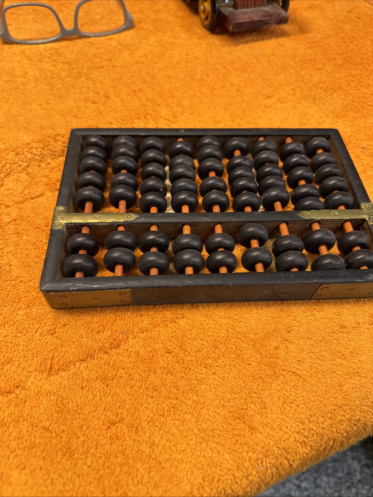 N•Vintage HOP CHOENG TAI 9 Rows, 63 Beads. Made In Hong Kong