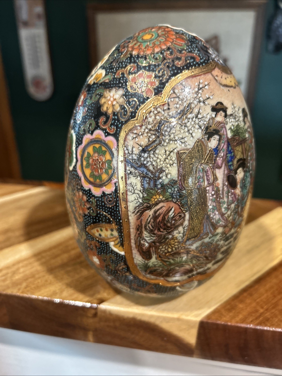 Vintage Satsuma Moriage Gilded Egg Hand Painted Porcelain Geishas in GardenJapan