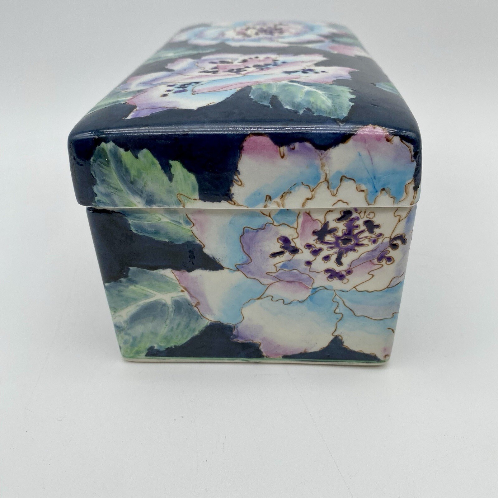 Vintage Ceramic Toyo HFP Macau Hand Painted Flowers Trinket Storage Box