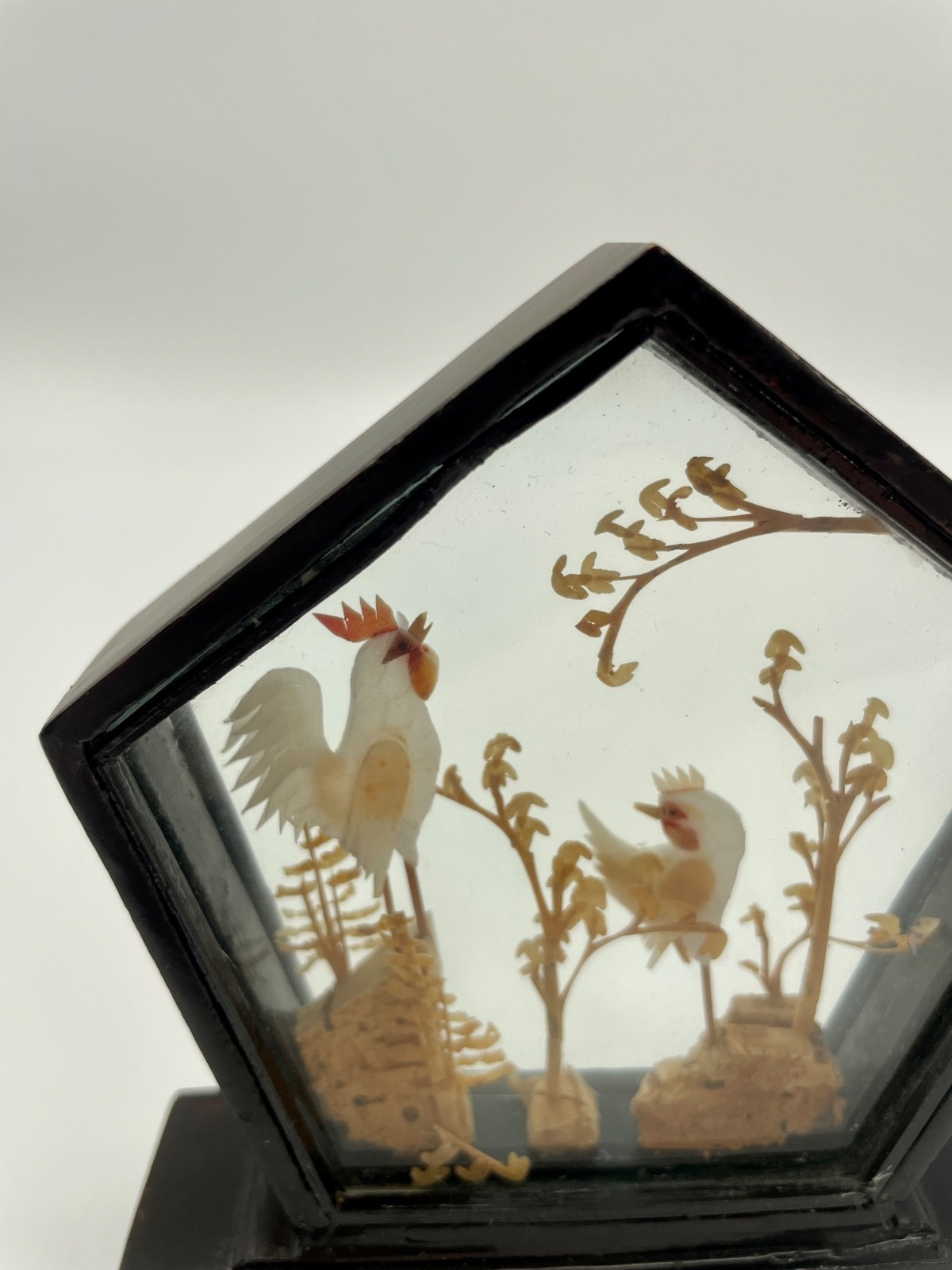 Vintage Chinese Diorama Cork Carving Hexagon Wooden Glass Case Roosters