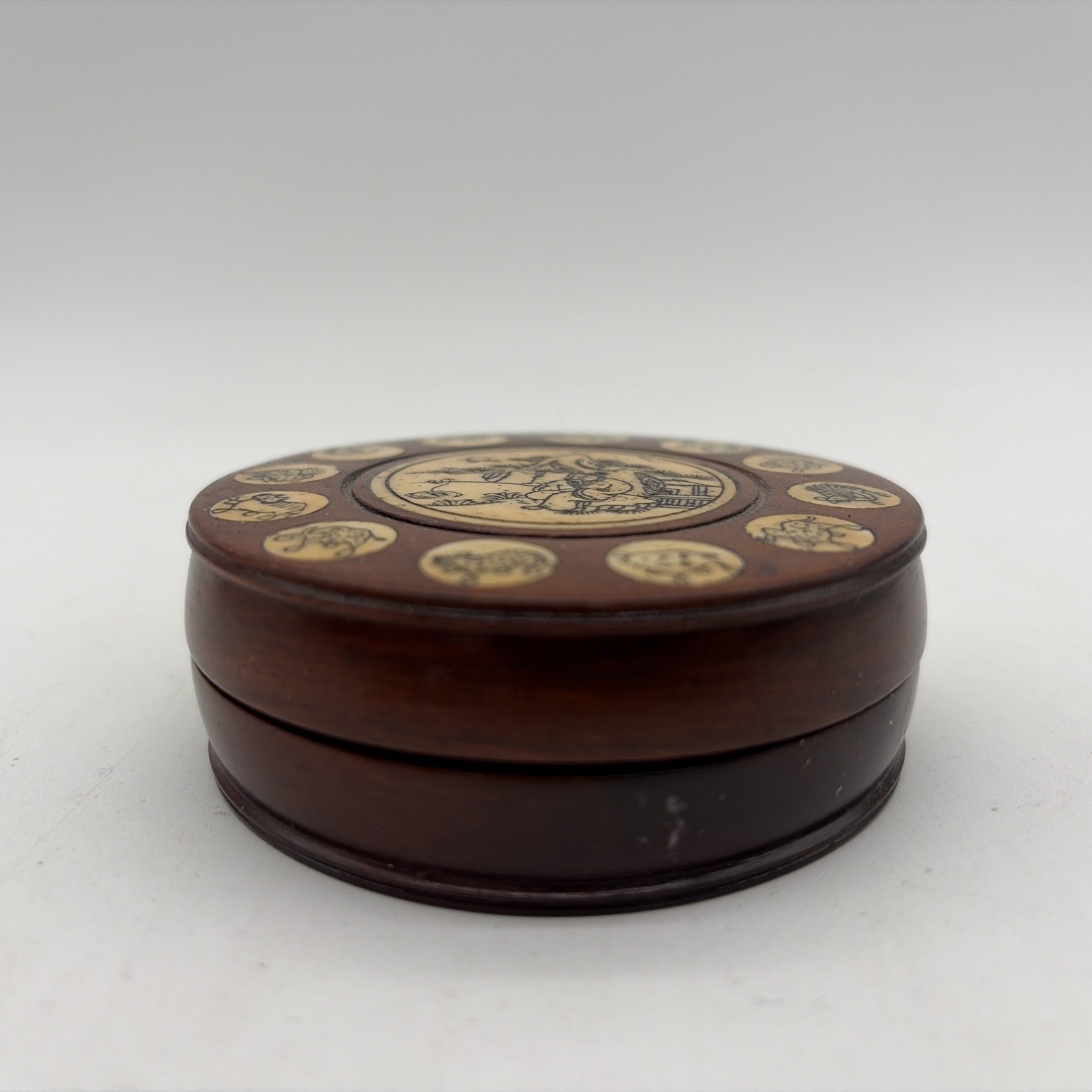 Dark Wooden Chinese Round Compass with Animal Zodiac Inlay Design
