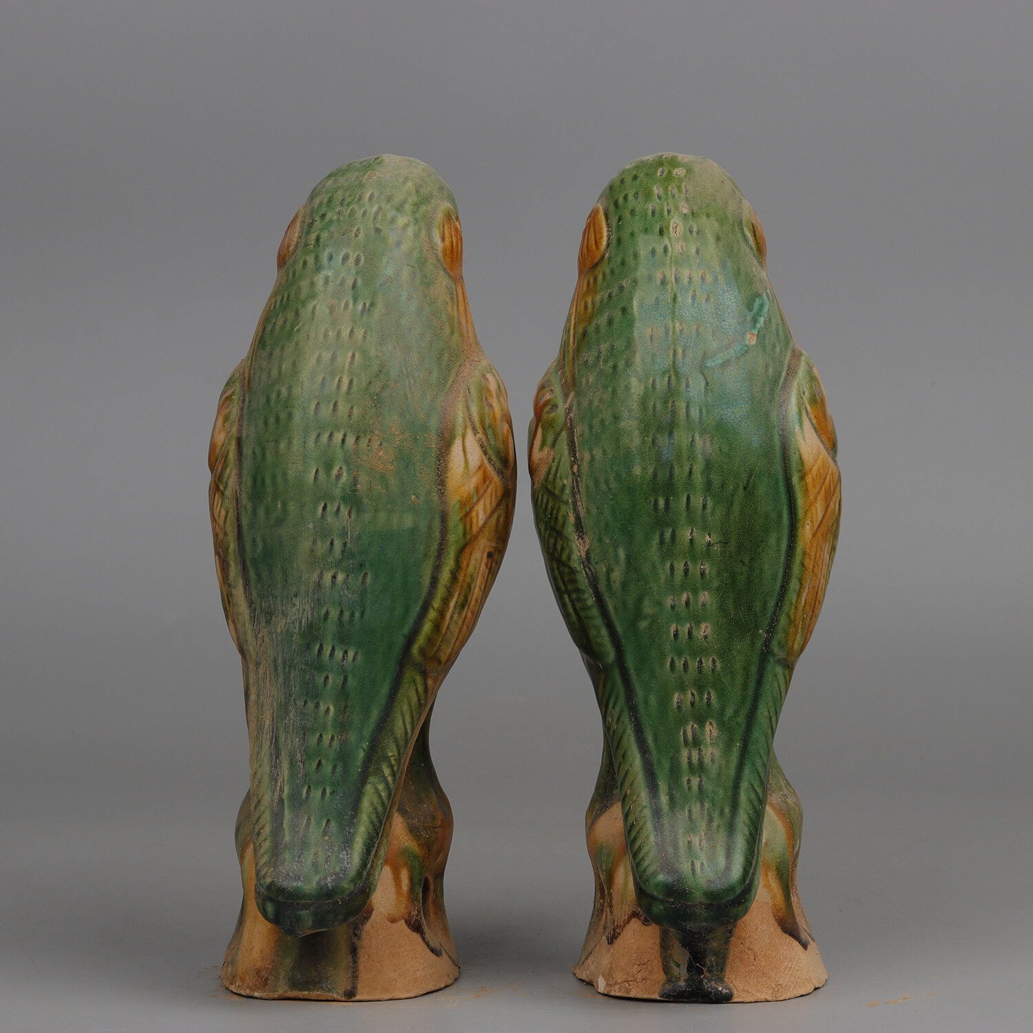 25CMChina Jingdezhen Tri-coloured Glazed Pottery Porcelain Duad Parrot Statues2