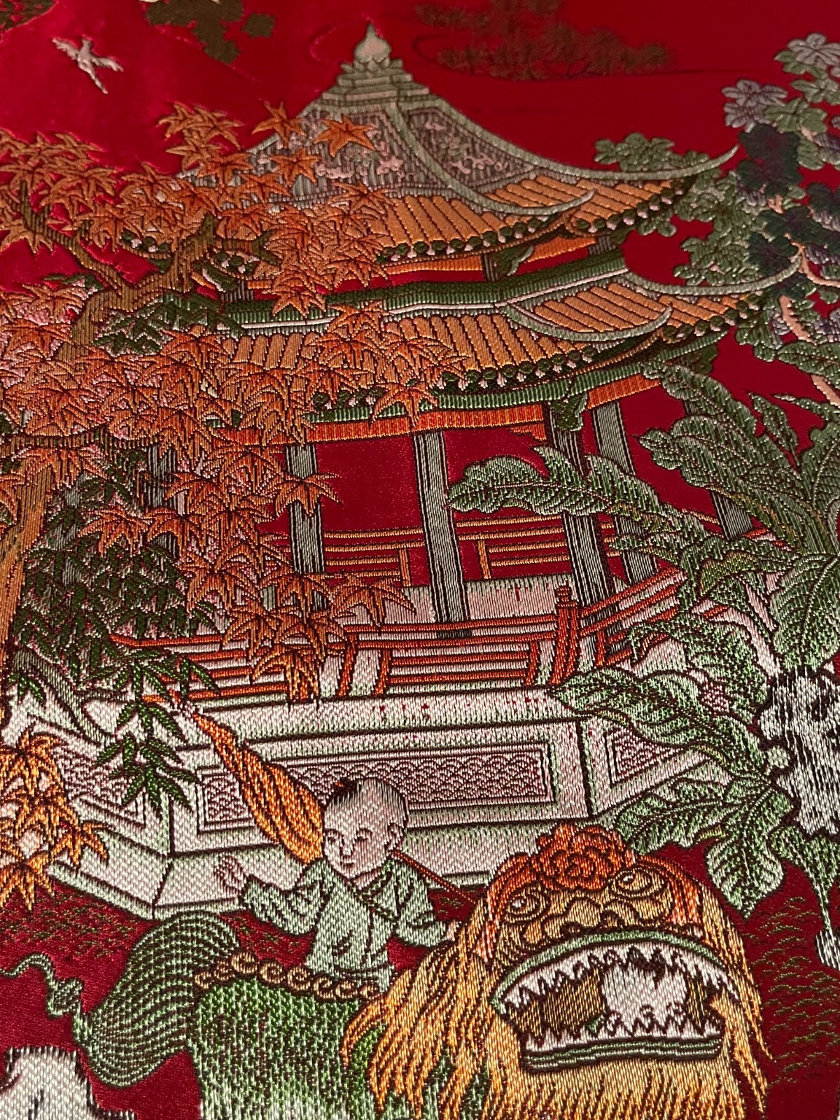 Vintage Chinese “Brocaded Flowers” Silk Blend Tapestry Tablecloth Piano Shawl