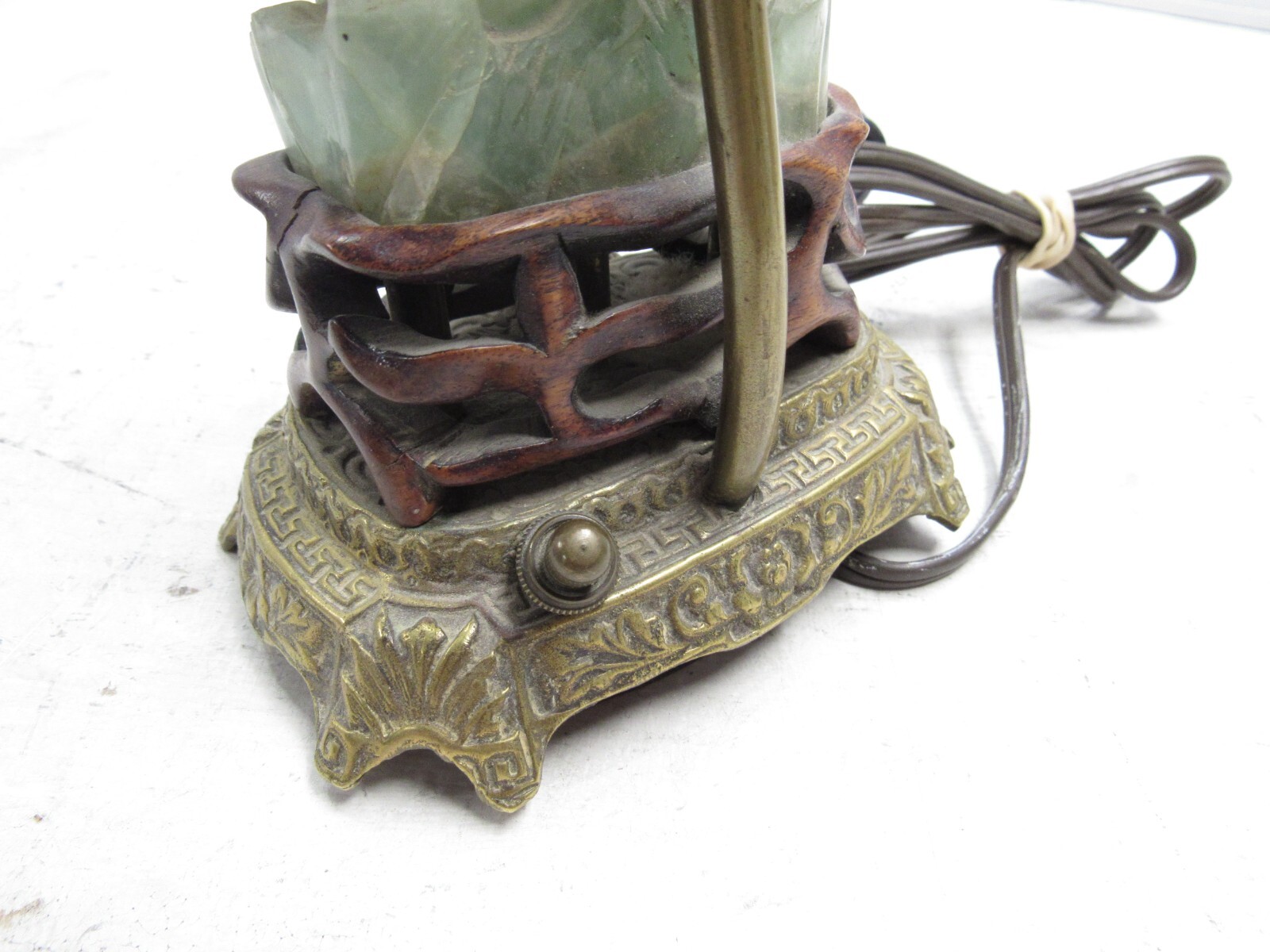 Antique Green Jade Art Deco Carved Jade Lamp