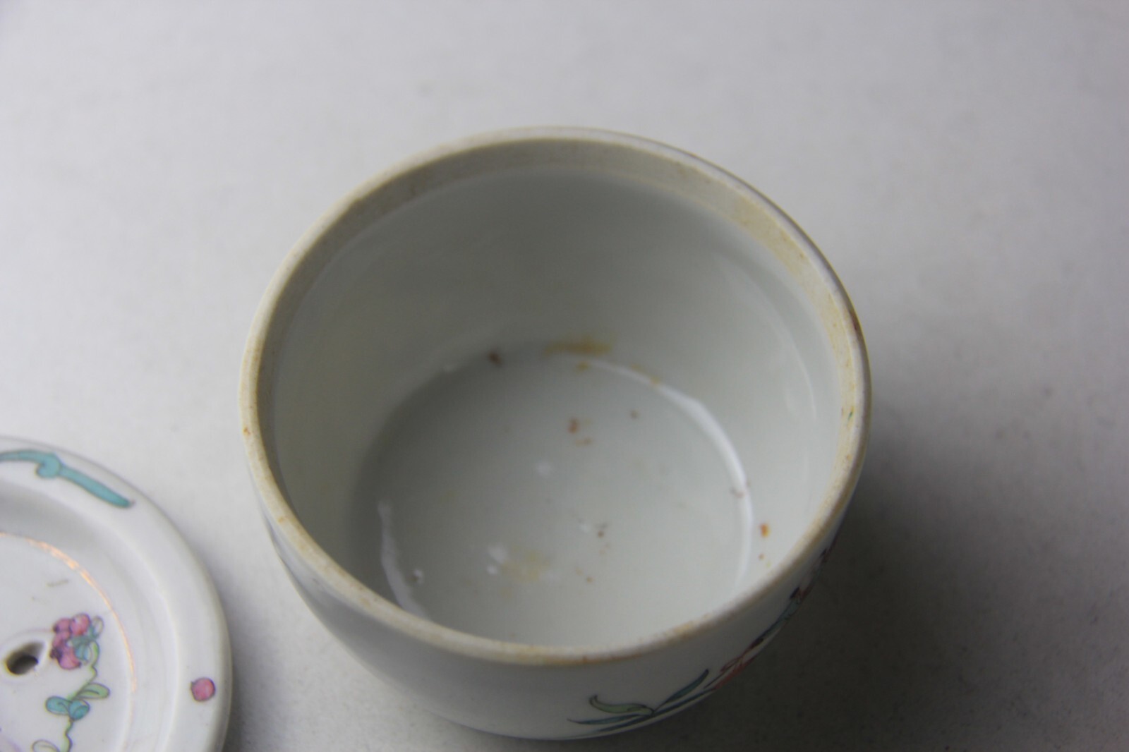 Antique Chinese Porcelain Famille Rose Cricket Cage Box
