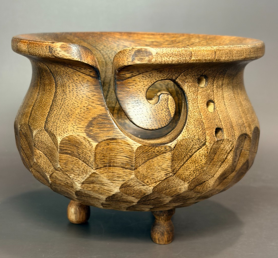 Yarn Bowl 6″ Carved Mango Wood Petal Scalloped Knit Crochet 5″ Yarn Cake Holder