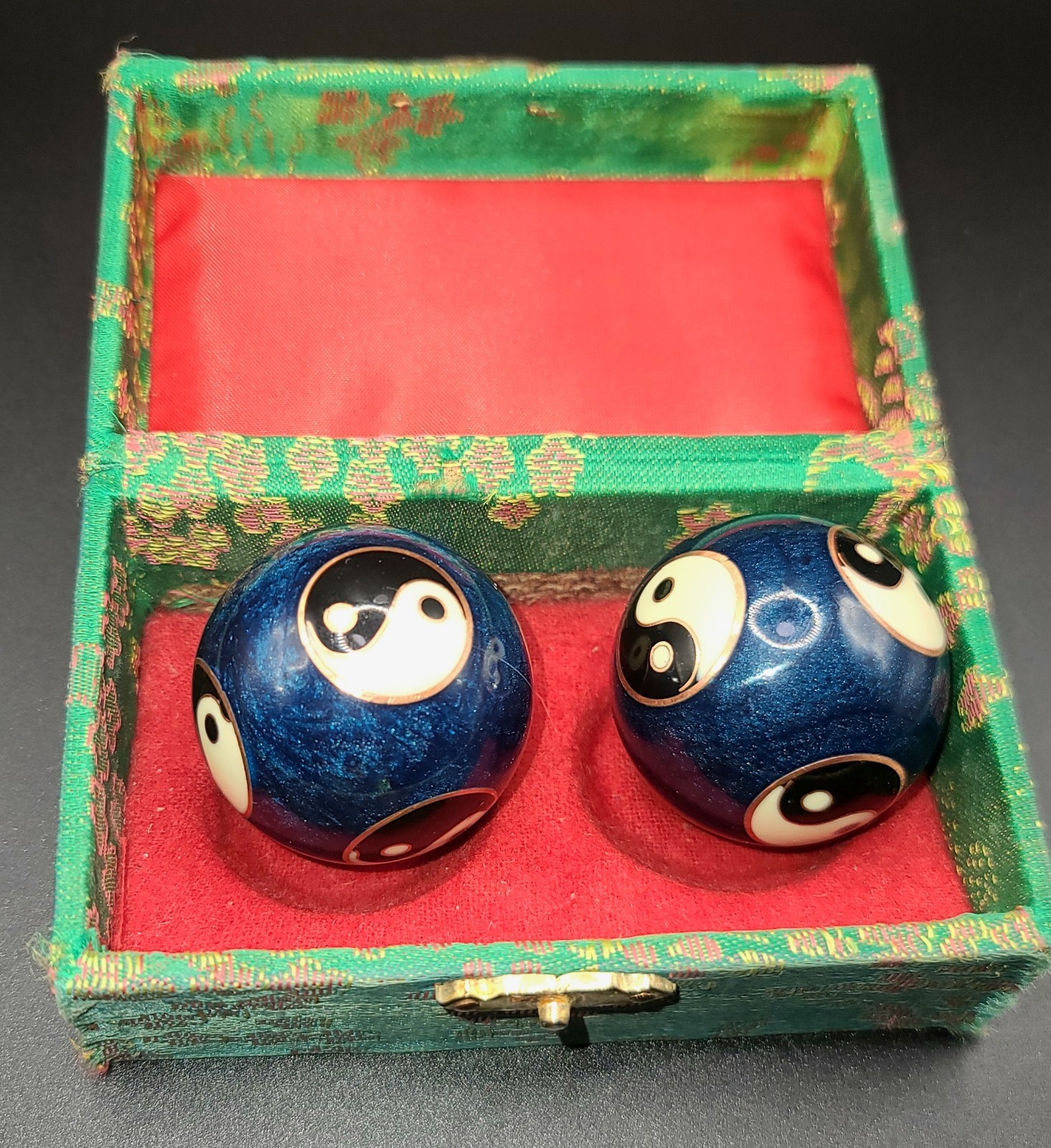 Chinese Baoding Stress Balls Ying-Yang – Bulletproof Monk – Special Movie Promo