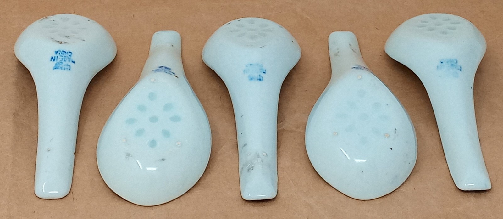 Rice Pattern Porcelain Ceramic Ramen Soup Spoons set of 5 white w/ blue & red