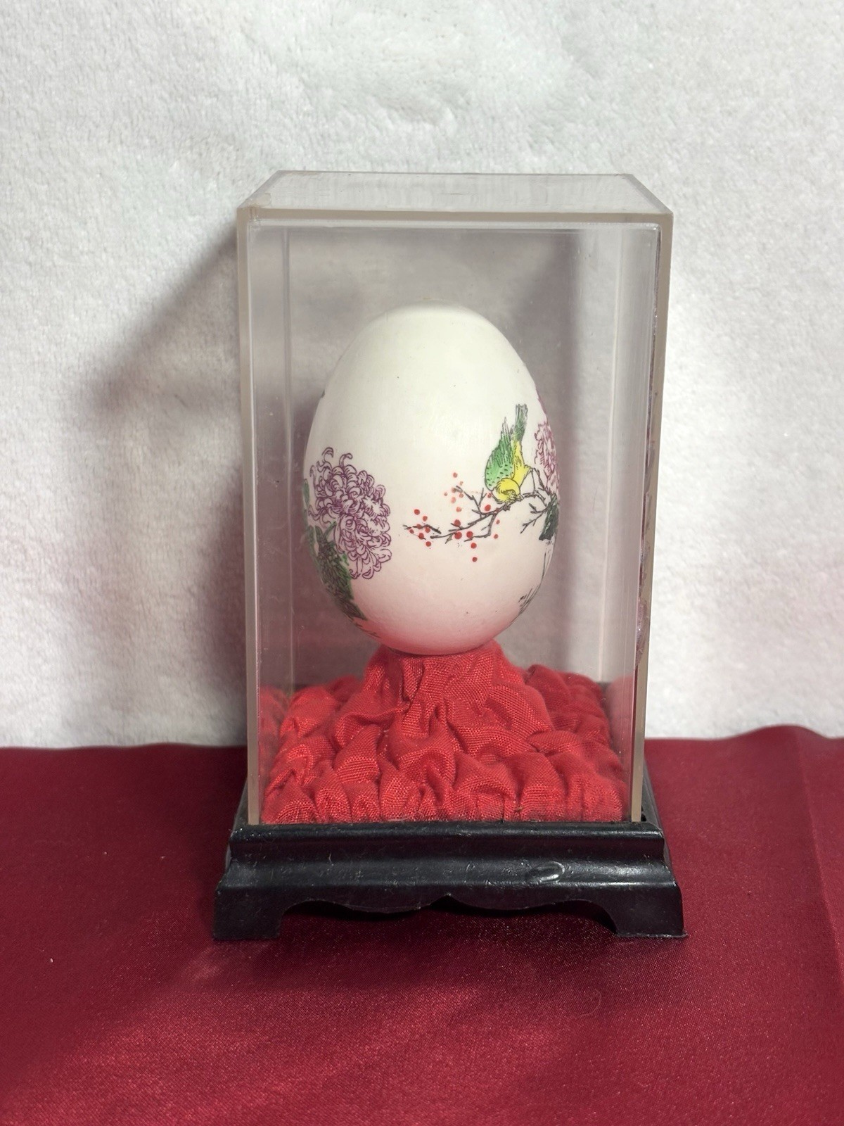 Vintage Chinese Hand Painted Egg Flowers Birds In Display Case 4.5” Tall
