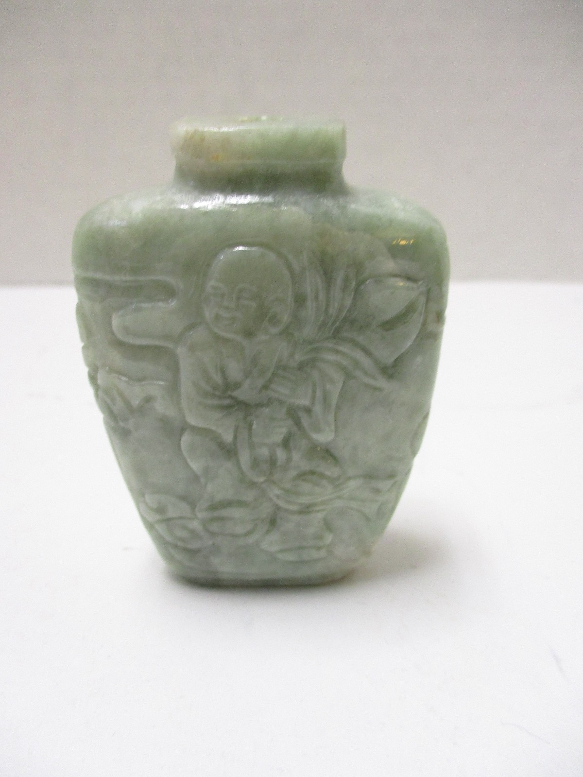 Hetian Jade Chinese Snuff Bottle Buddah No Stopper