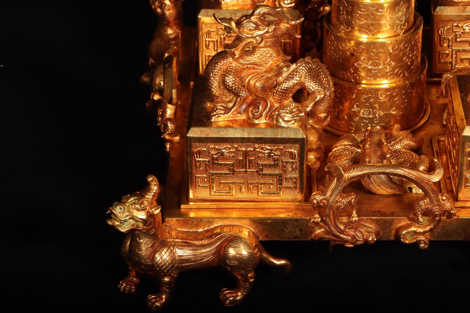 A Bronze 24K Gold Gilt Dragon Beast Seal Stamp Set