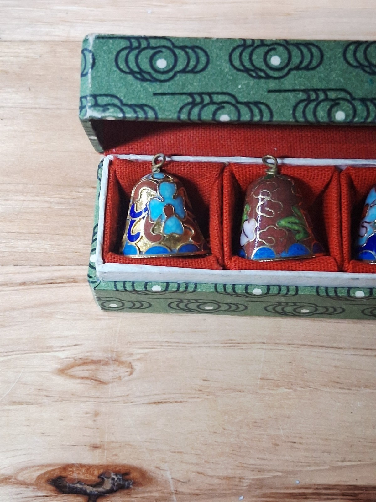 Vintage Lot 5 Asian Cloisonne Enamel Small Multicolor Floral Bells /with Box