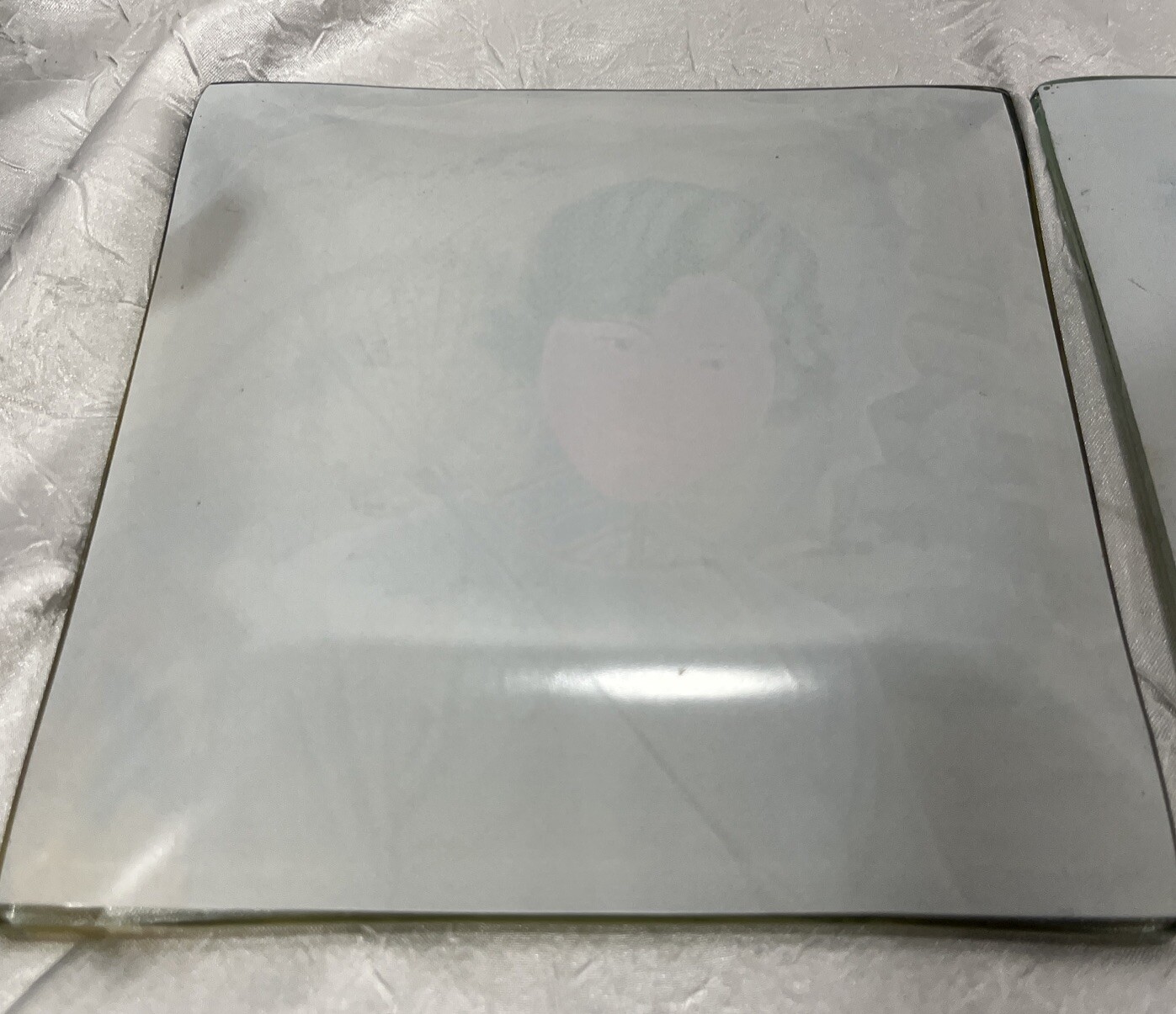 Pair Of Vintage Chinese Pin Up Girls Glass Trinket Jewelry Souvenir Tray 5″×5″