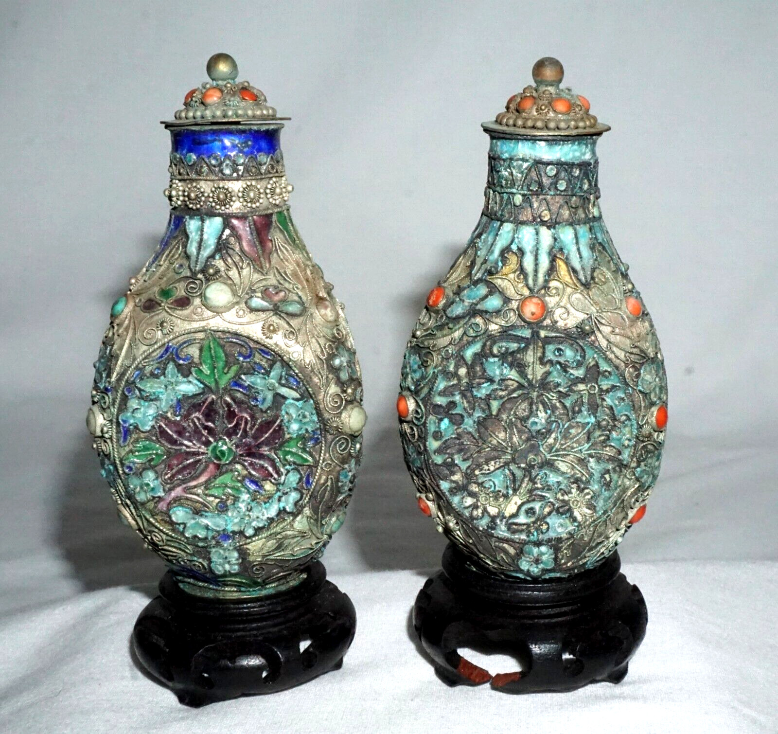 2Pc Chinese Silver & Enamel Coral & Turquoise Floral Snuff Bottles (LLA) IC