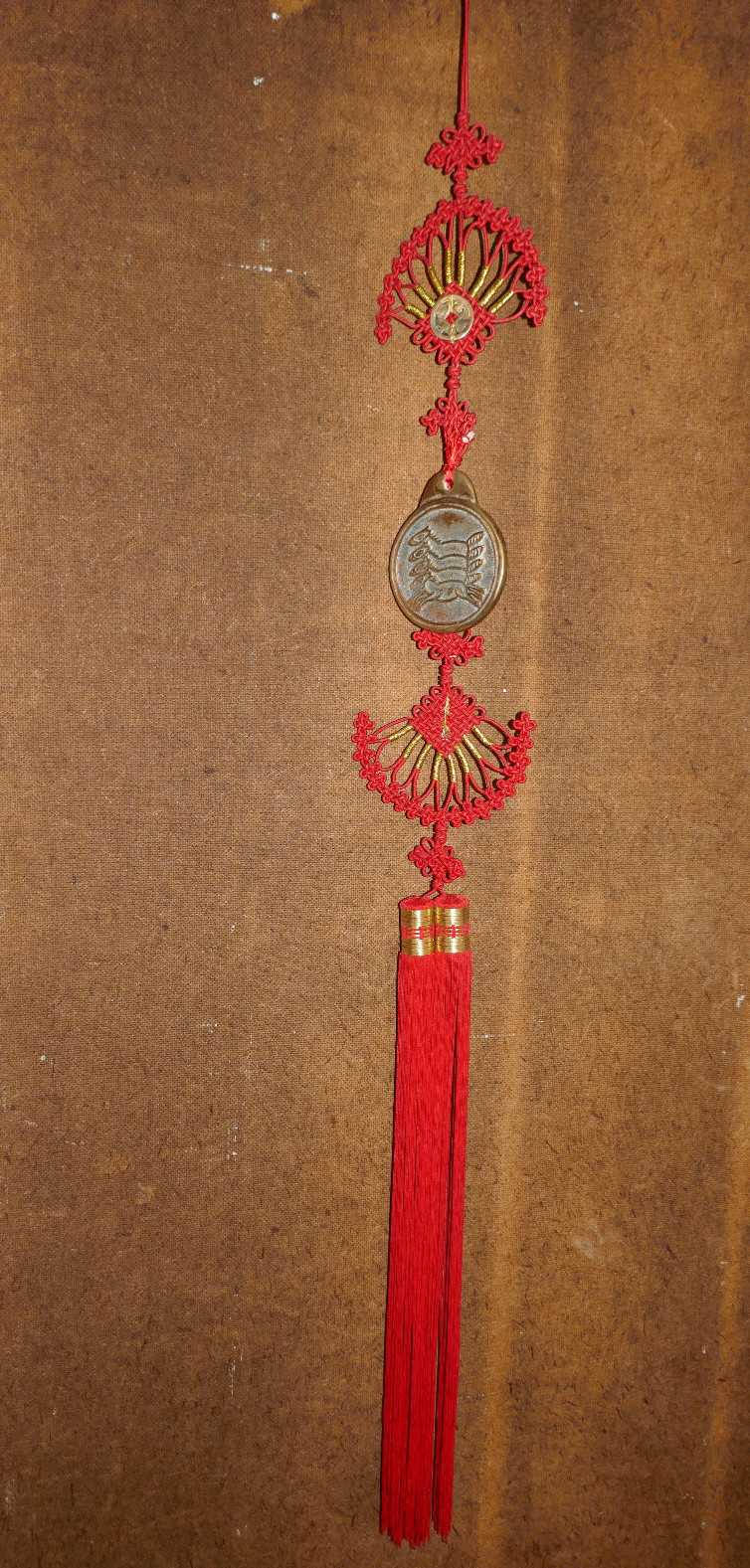 Large RED Double Tasseled Chinese Knot Wall Hanging Brass Medallion 6″W x 47″H