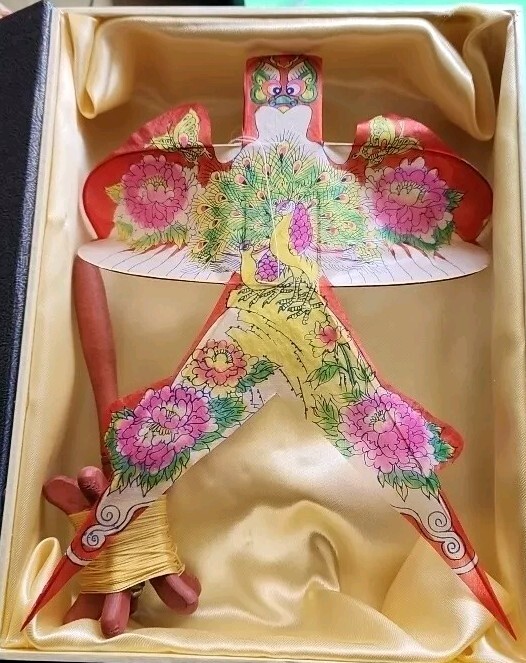 Vintage Chinese Oriental Miniature Kite In Box WITH WOODEN SPOOL