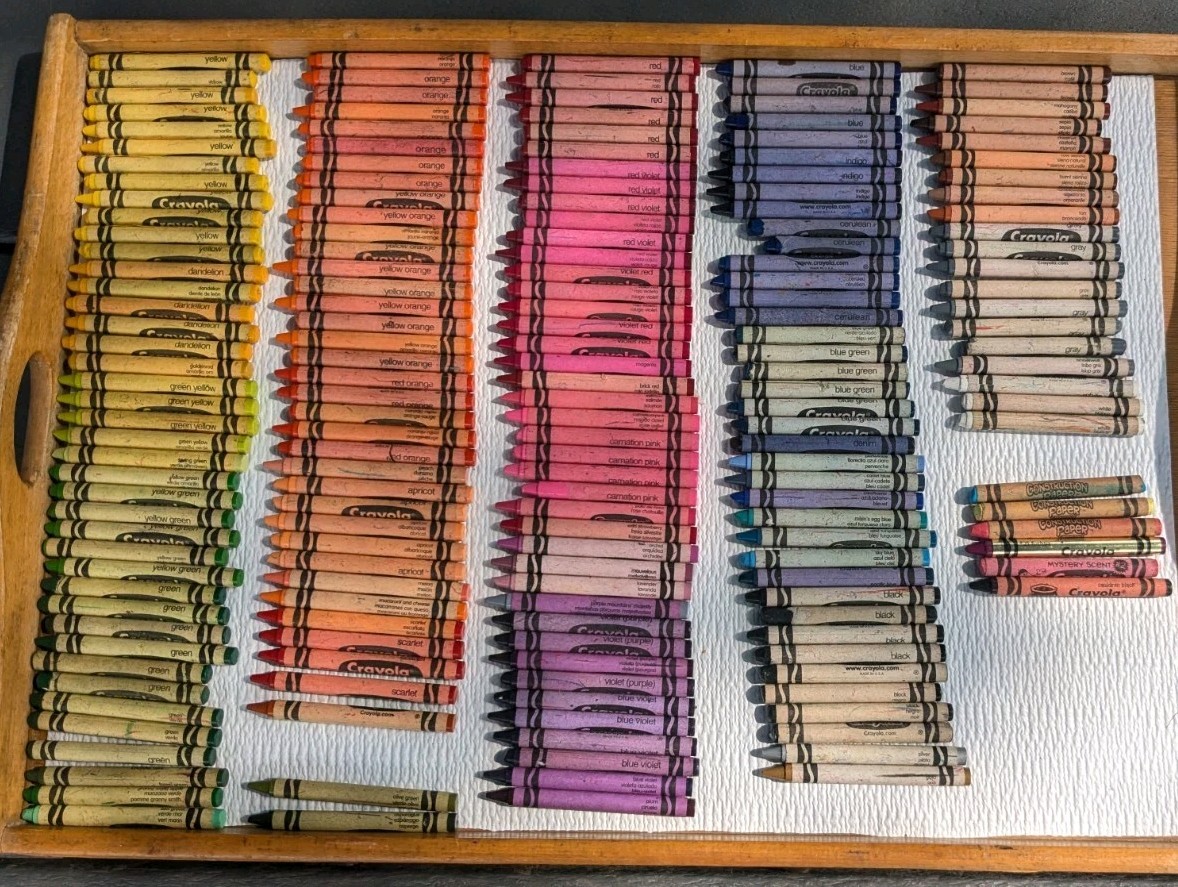 Large Lot Crayola Crayons Including 5 Dandelion, New Logos About 2 Pounds